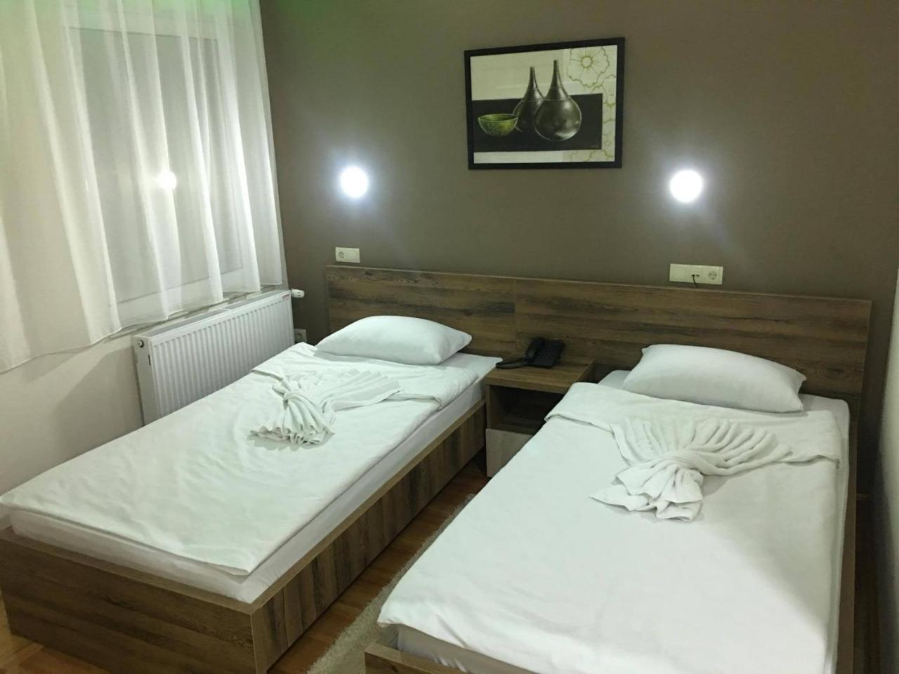 Odmaraliste Vidik Hotell Lazarevac Exteriör bild