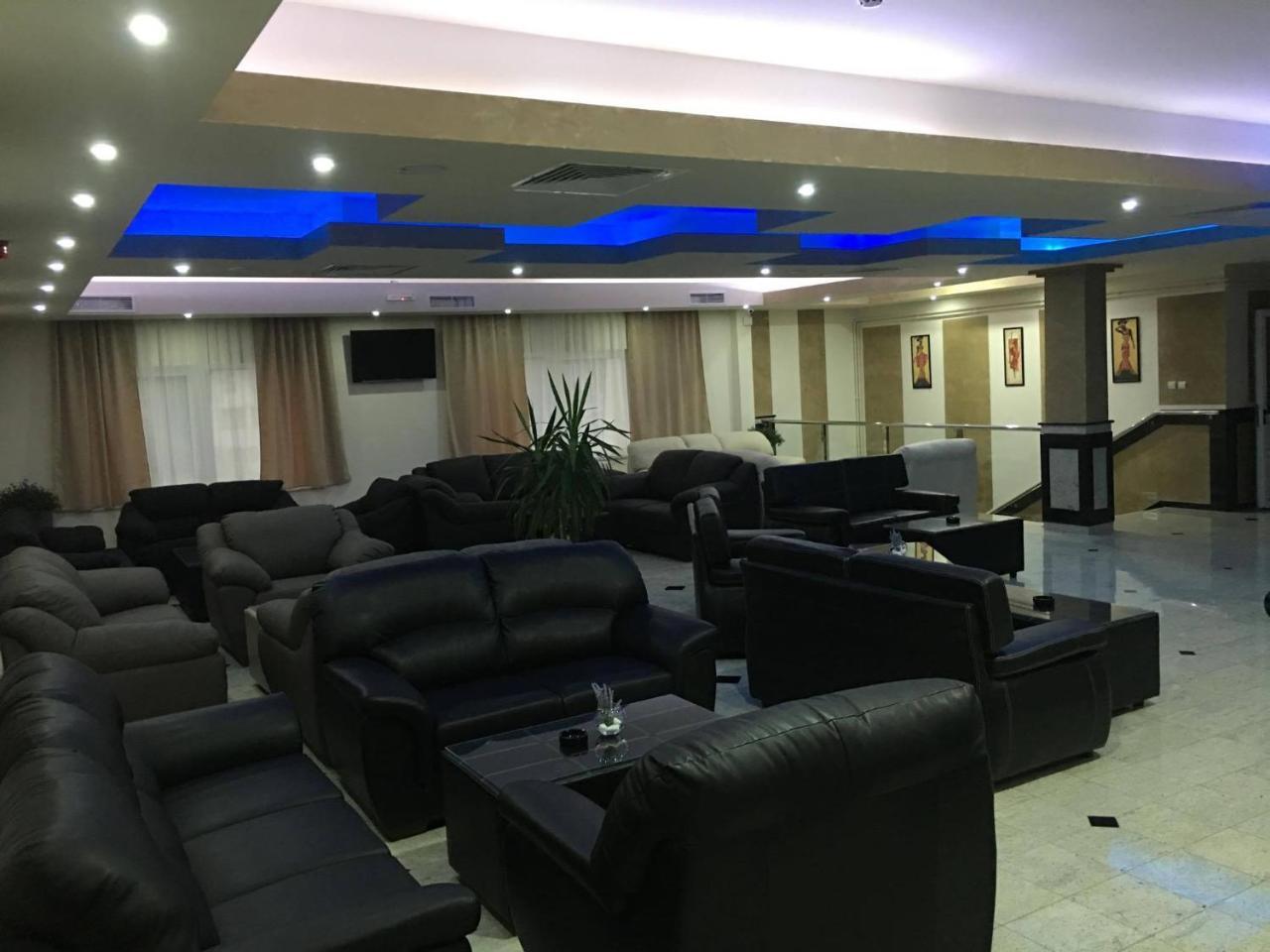 Odmaraliste Vidik Hotell Lazarevac Exteriör bild