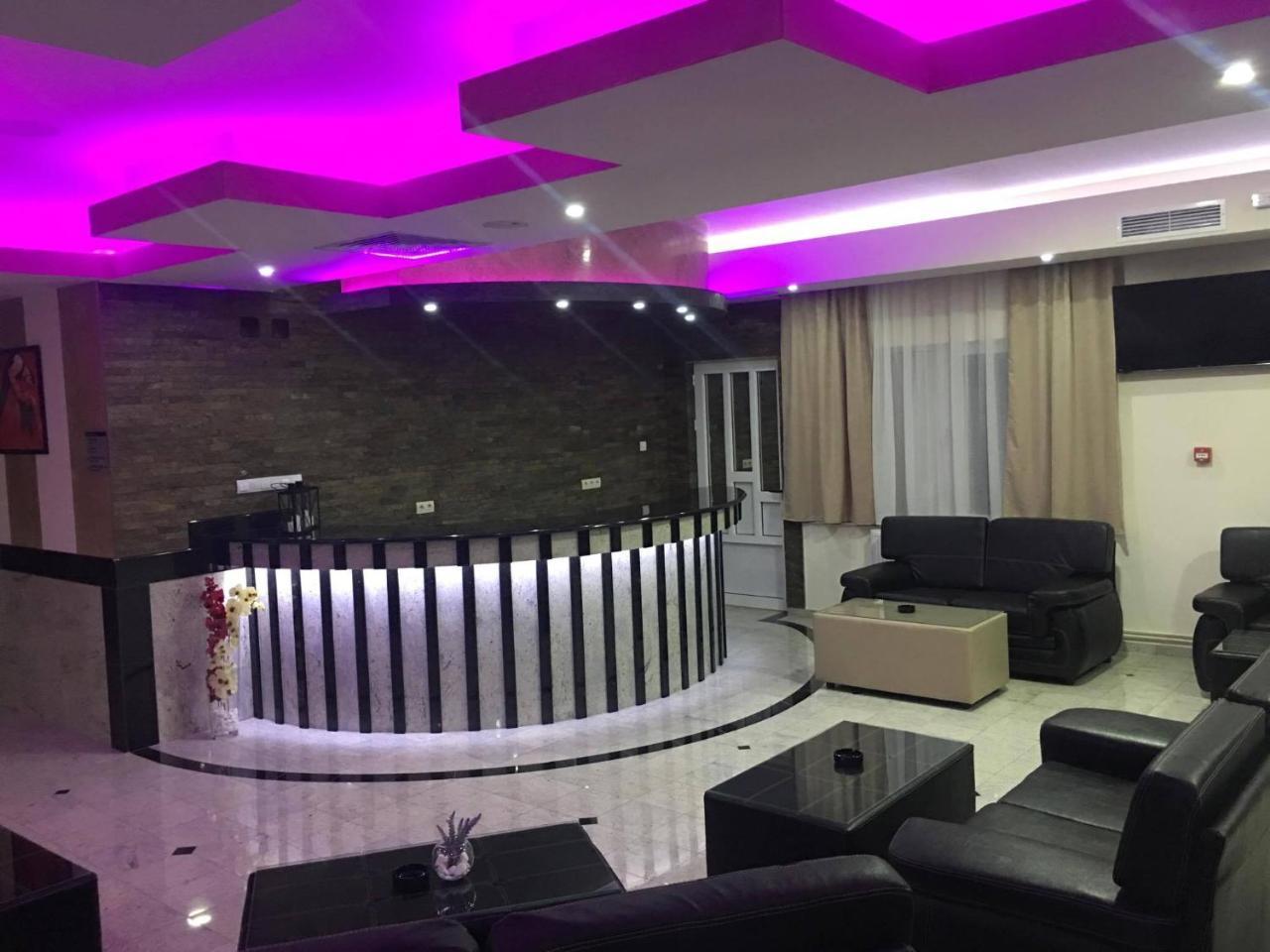 Odmaraliste Vidik Hotell Lazarevac Exteriör bild